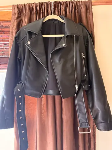 Women Faux Leather Cropped Jacket Lapel Zipper Biker Short Coat with Belt Size M