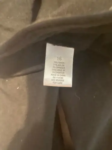 Roz & Ali Black Dress Pants *make offers*