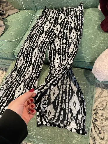 Vanilla Star Lightweight Bellbottom Pants