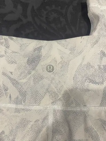 Lululemon Speed Up Tight sz 8