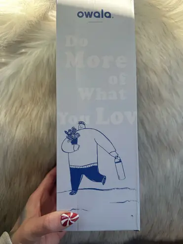 NWT Cat Lover Fashion Water Bottle! Get Yours Today! Get For The Holiday! Before They Are Gone Yours Today!!