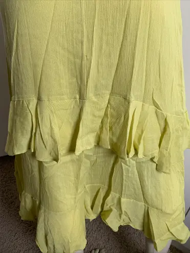 Lulus *NWT*  Chartreuse Medium spaghetti strap midi dress