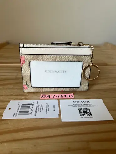 Coach Card Holder