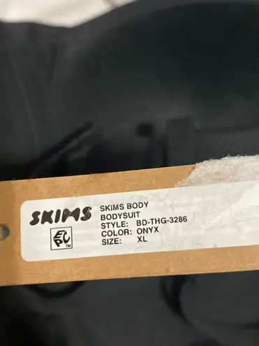 SKIMS Body Contour Underwire Bodysuit XL