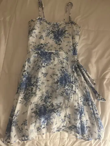 Francesca's xxs blue floral print tie sun dress