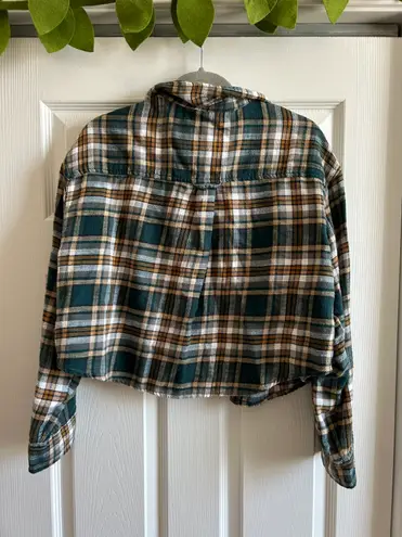 American Eagle AE Cropped Flannel