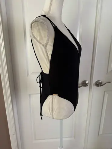 Milly CABANA Solid Carvico Vita Deep V One Piece Black. MSRP $295. Size M