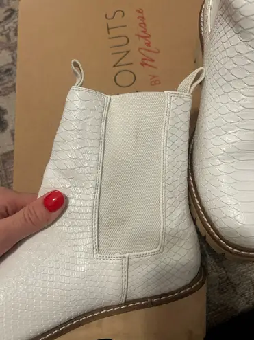 Coconuts by Matisse  Boots - Image 4