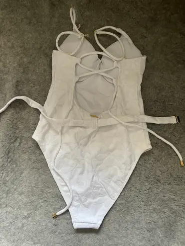 Kenny Flowers THE SANTORINI - WHITE FLORAL JACQUARD UNDERWIRE Watercolors by