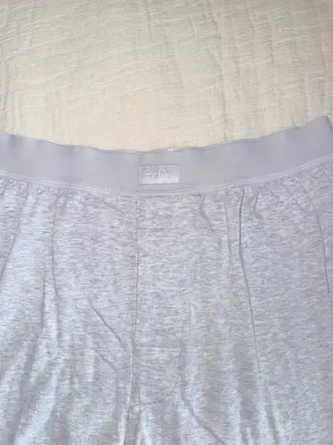 SKIMS  boyfriend loose boxer shorts