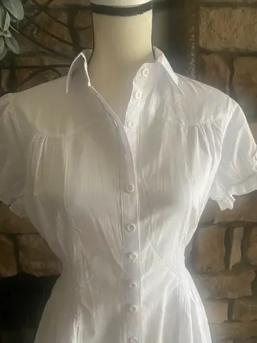 Zenobia NWT--STUNNING WHITE BLOUSE