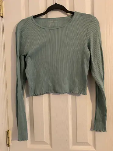 American Eagle Cropped Long Sleeve