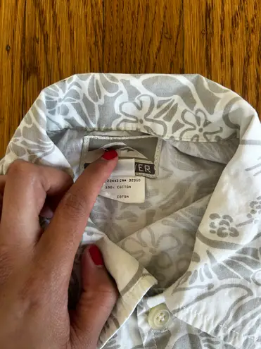 Quiksilver Grey And White Hawaiian Shirt