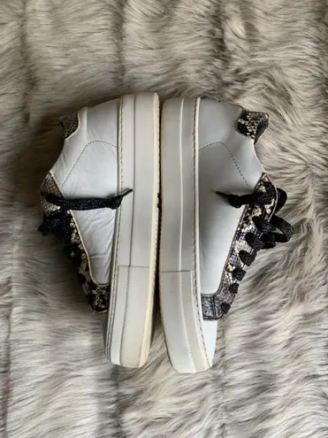 P448 "ZOE" Thea Platform Sneaker Size 37