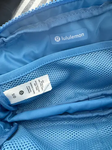 Lululemon Everywhere Belt Bag Aero Blue