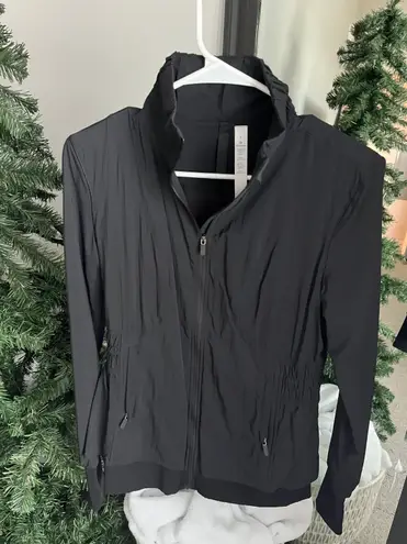 Lululemon Light Jacket- Black