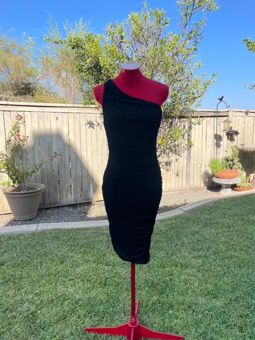 PRETTYGARDEN NWT Ruched Bodycon Dress