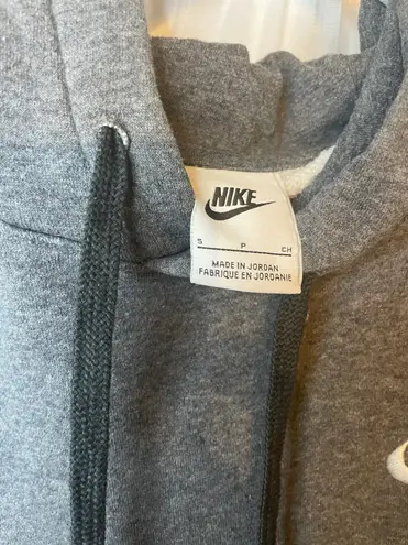 Nike Grey  Club Fleece Sweatshirt