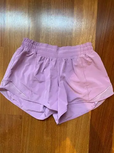 Lululemon Hotty Hot Shorts 4”