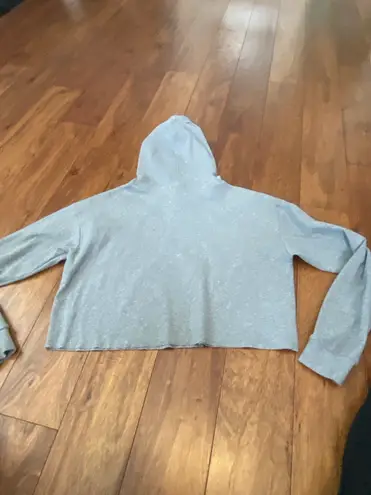 Garage Like new! Worn once!   size Medium crop top. - Image 2