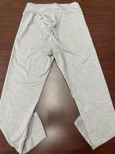 SheIn Grey Butt Scrunch Leggings Size Small