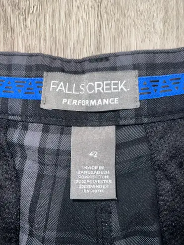 Falls Creek Preformance Men’s Plaid Casual Black & Gray Shorts Size 42