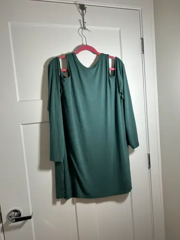 1X plus cold shoulder cutout dress Blue