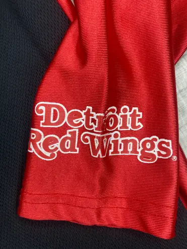 Detroit Red Wings Warmup Jacket Size XL 18/20