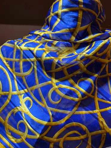 Beautiful Vintage Silk Scarf.