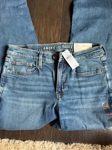 American Eagle Outfitters Mom Jeans