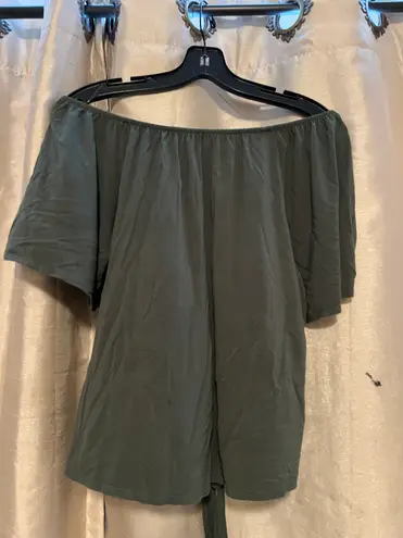 Kim And Cami Green off the shoulder shirt with tie in front