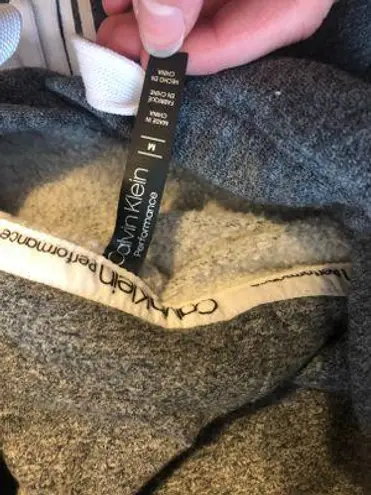 Calvin Klein Cropped Hoodie