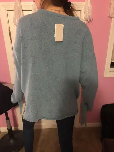 Hint of Mint Fluffy light sweater 