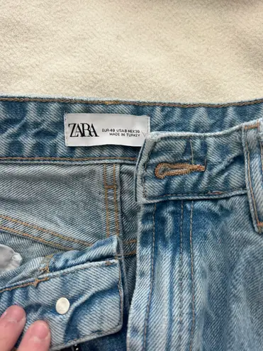 ZARA Highwasted Blue Jeans