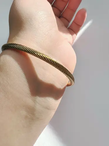 Gold bangle non tarnish with heart charm