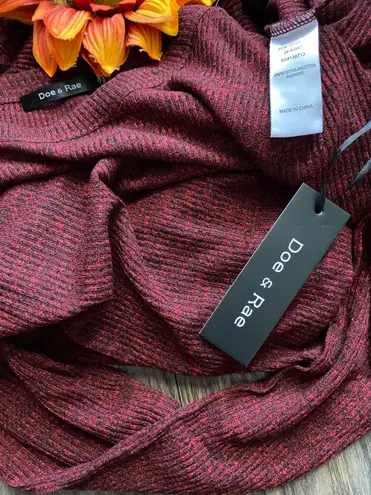 Doe & Rae ✅3/$30✅ NWT Burgundy Marble Long Sleeve Side Slit Button Accent Dress | LARGE