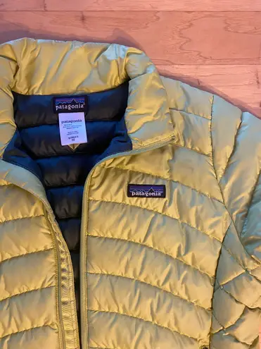 Patagonia Women’s Nano Puff Full Zip Jacket