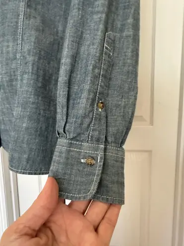 Brooks Brothers Woman’s 346 Blue Chambray Roll Tab Sleeve Dress Button Up, Sz 10