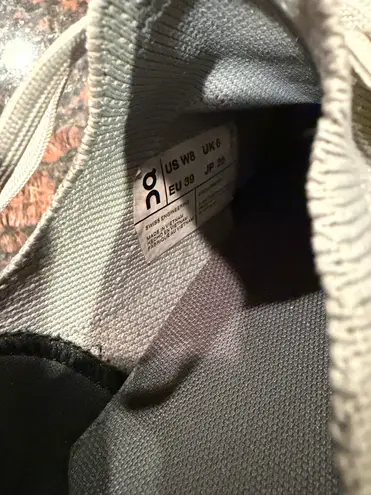 on cloud Cloudswift 3 Size 8