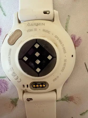 Garmin vivo 3s smartwatch White - Image 3