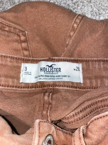 Hollister Curvy Ultra High Rise Mom Short 3”