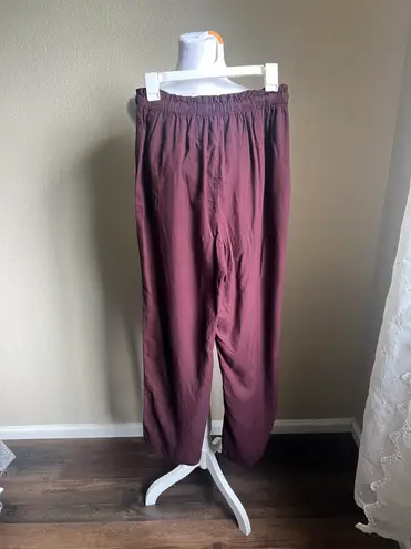 American Eagle maroon wide leg draw string pants | large