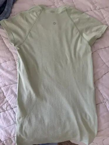 Lululemon Swiftly Tech Short Sleeve