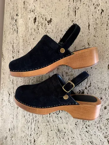 RE/DONE NWOB Made In Italy Suede 70s Classic Clogs. MSRP $415