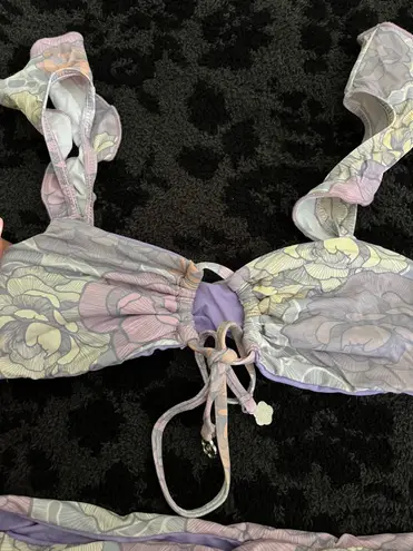 Daisy Dippin’ ’s Bikini Set