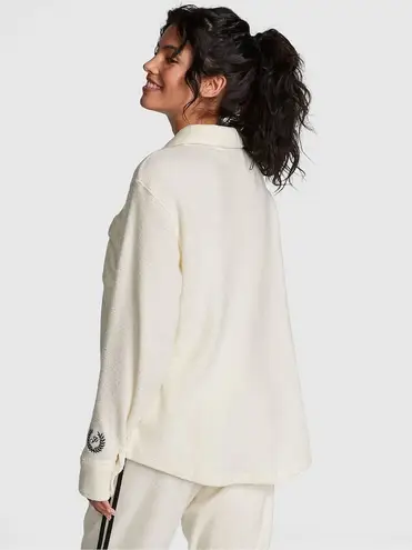 Victoria Sport Victoria’s Secret PINK reverse fleece shacket in creamer white size S small