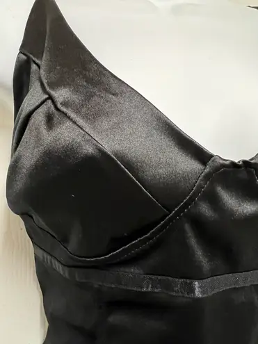 MNDSUDHG Black Satin Backless V-Neck Bodysuit