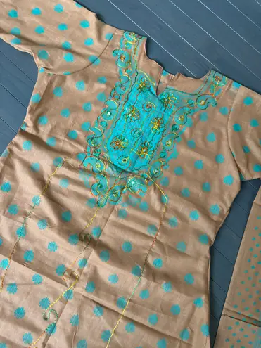 Indian Pakistani 3 Piece Embroidery Printed Light Brown Shalwar Kameez Sz M Size M