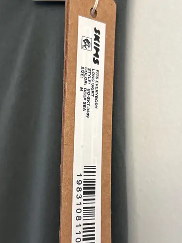 SKIMS Fits Everybody Long Maxi Skirt Deep Sea M NWT ( sold out) style