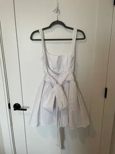 Isalis Ballet Mini White Dress